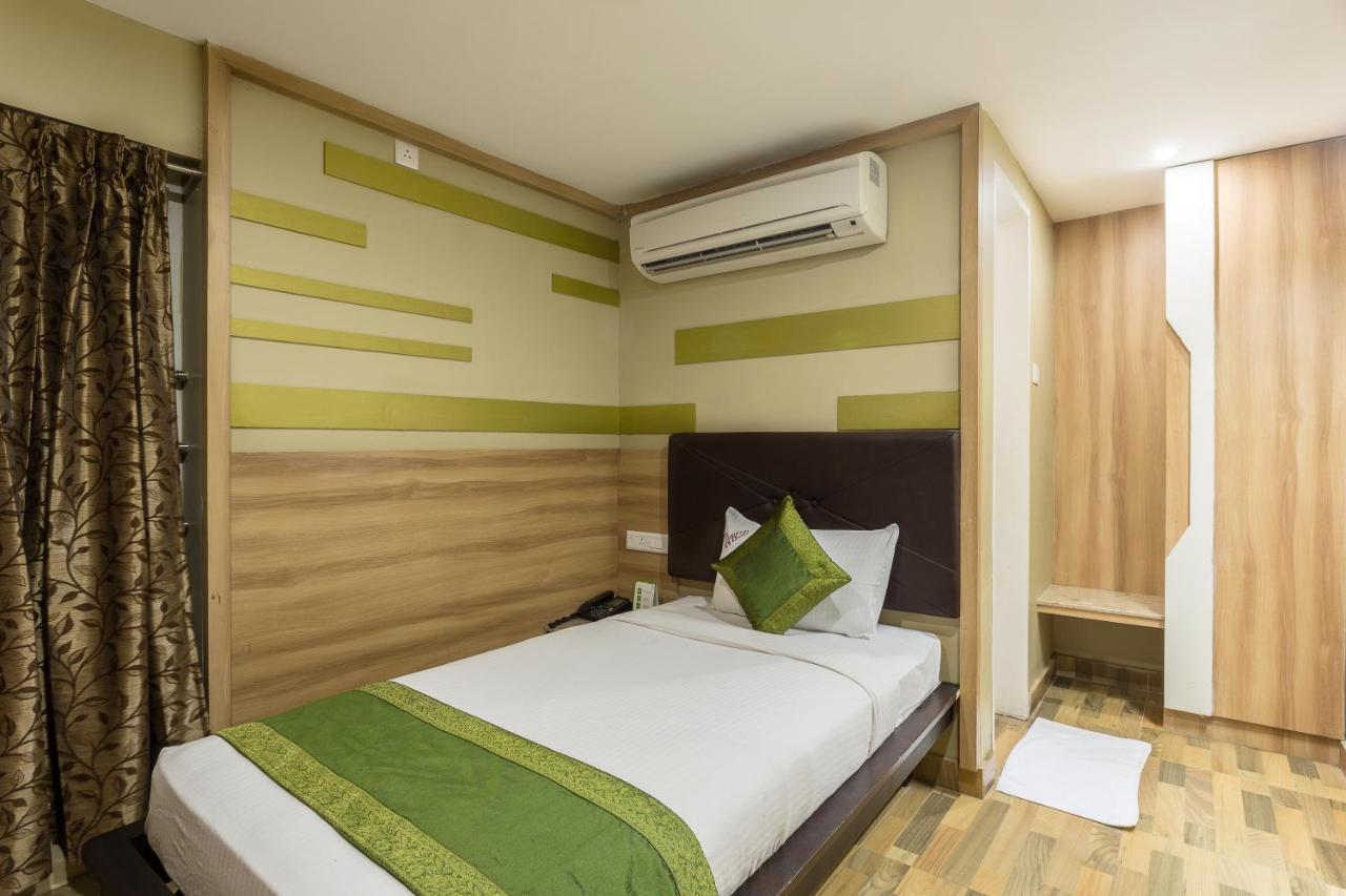 Treebo Trend Berrys Boutique Madurai Hotel Exterior photo