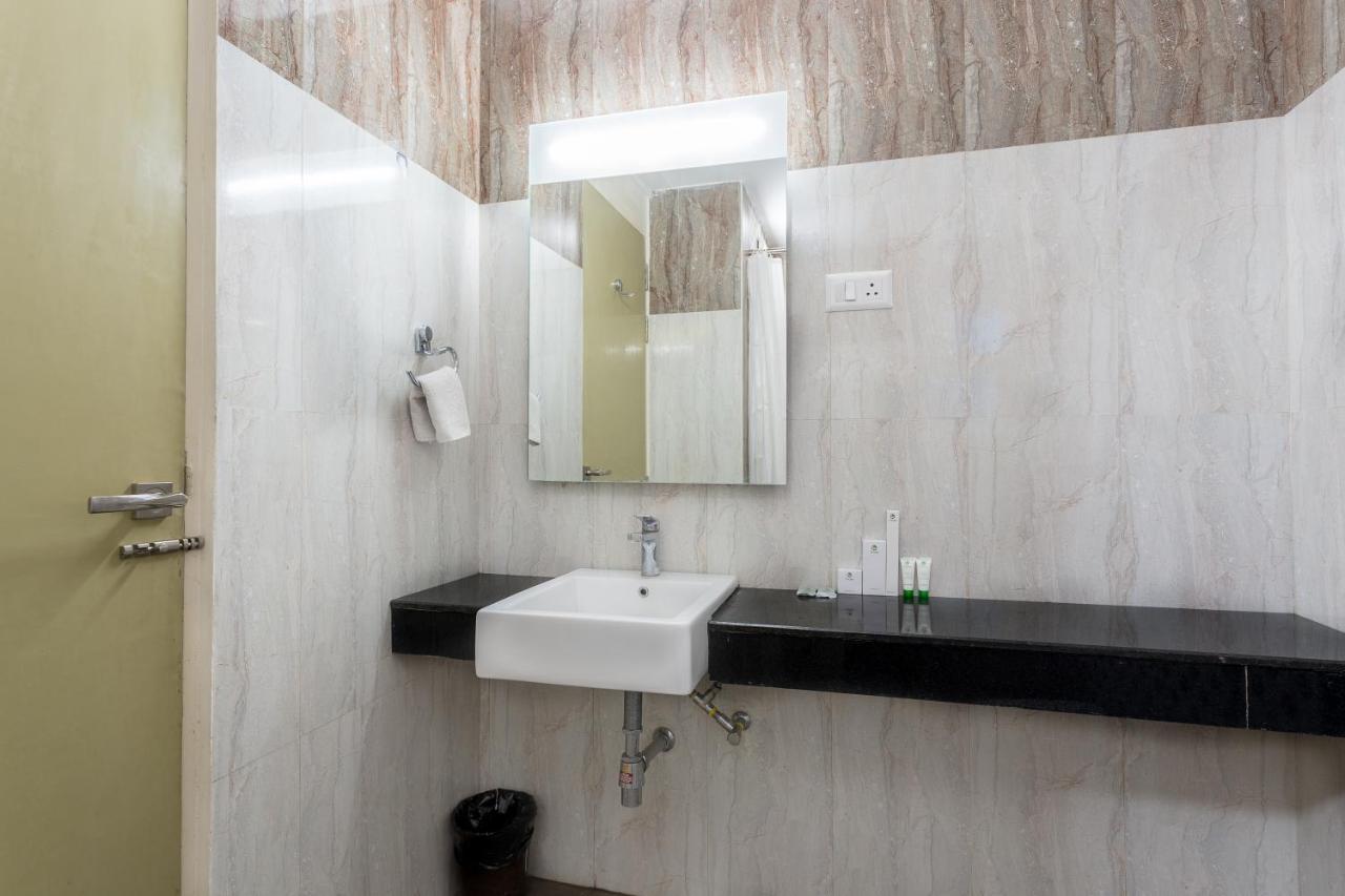 Treebo Trend Berrys Boutique Madurai Hotel Exterior photo